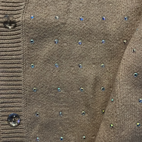 Adorable sweater - Picture 4 of 4